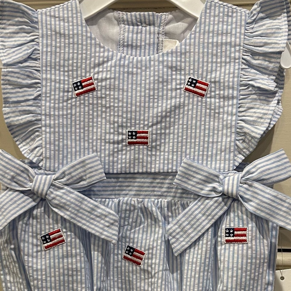 Starting Out Flutter Sleeve Flag Romper - Picture 10 of 11